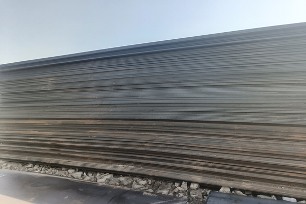 沈阳铺路钢板租赁的多重价值，，，助力都会基础设施建设